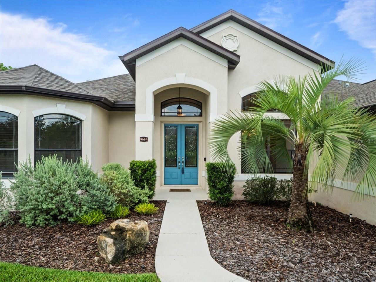 Listing photo id 3 for 9694 Southern Belle Drive