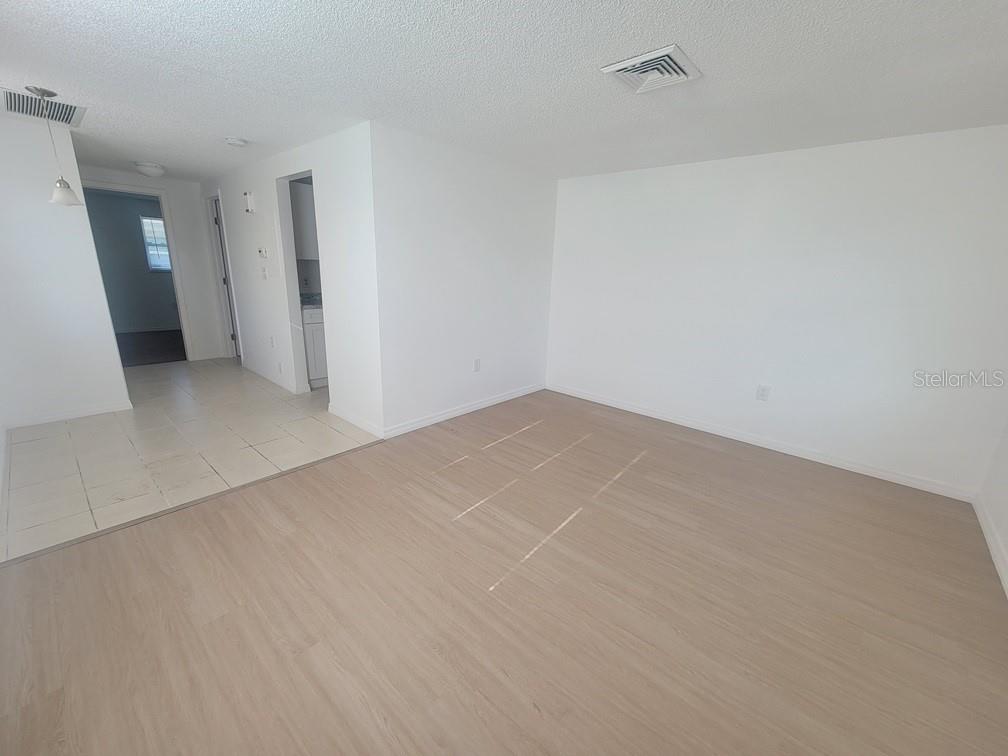 Listing photo id 1 for 4922 Filner Street