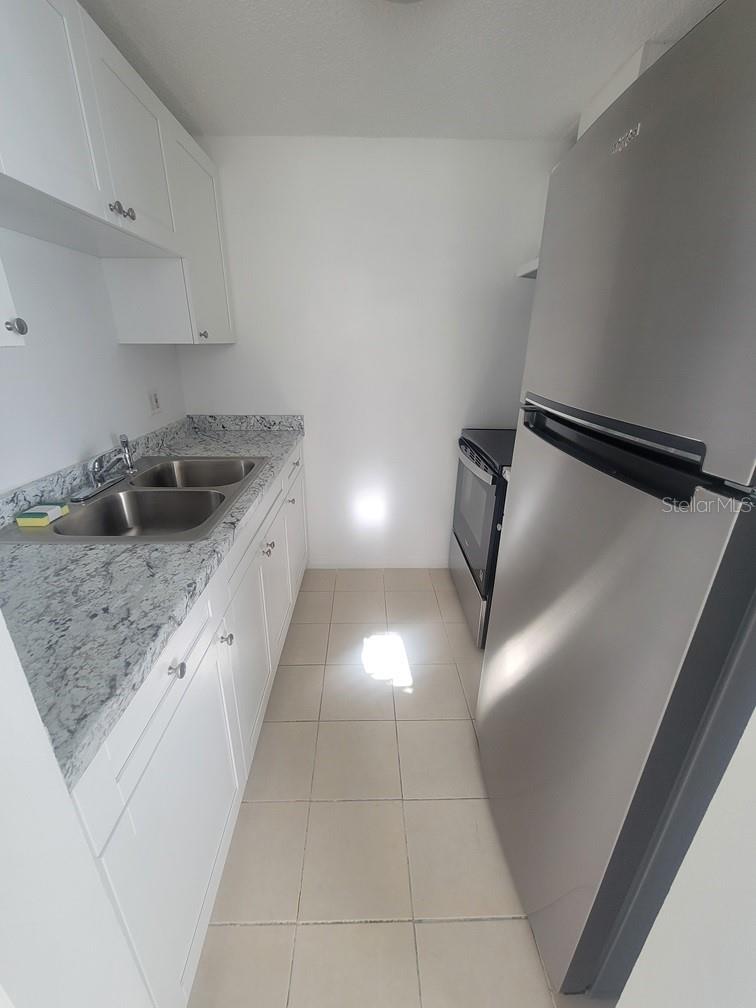 Listing photo id 3 for 4922 Filner Street