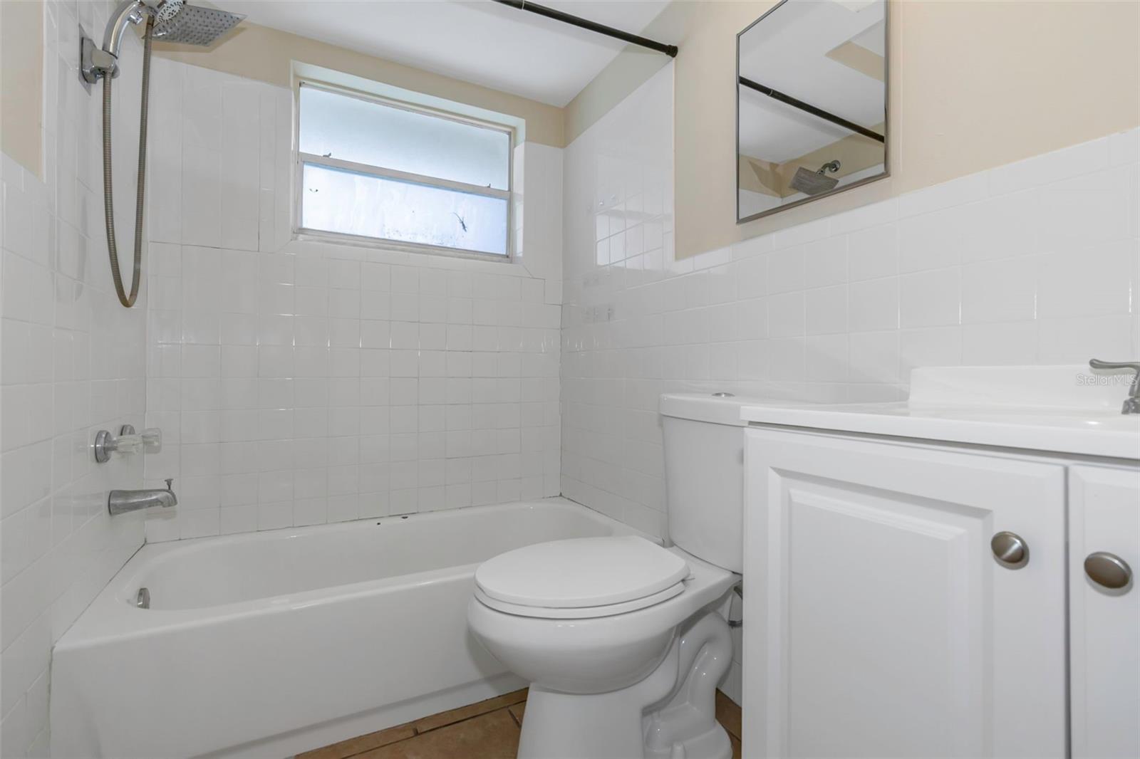 Listing photo id 8 for 7745 Yucca Drive