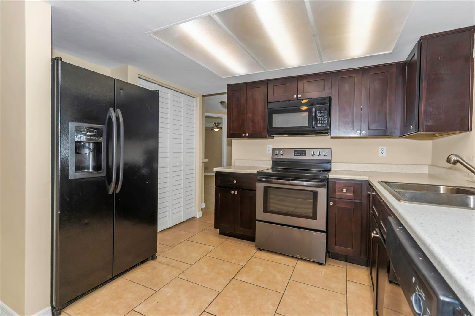 Listing photo id 18 for 7745 Yucca Drive