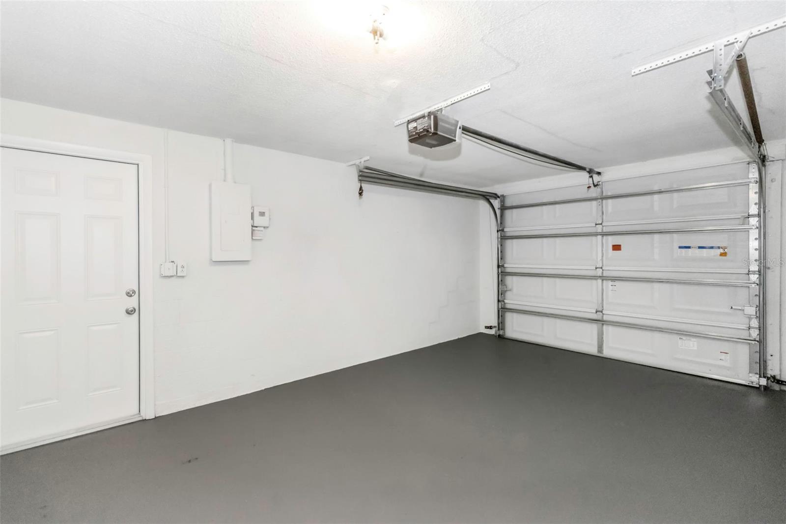Listing photo id 23 for 7745 Yucca Drive