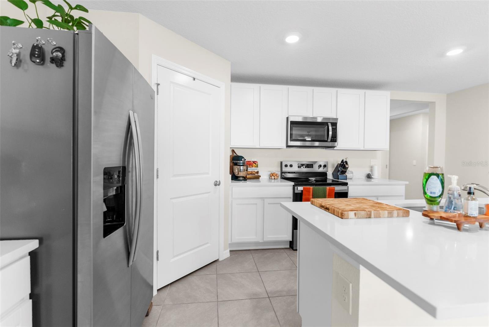 Listing photo id 20 for 11209 Mercedes Street