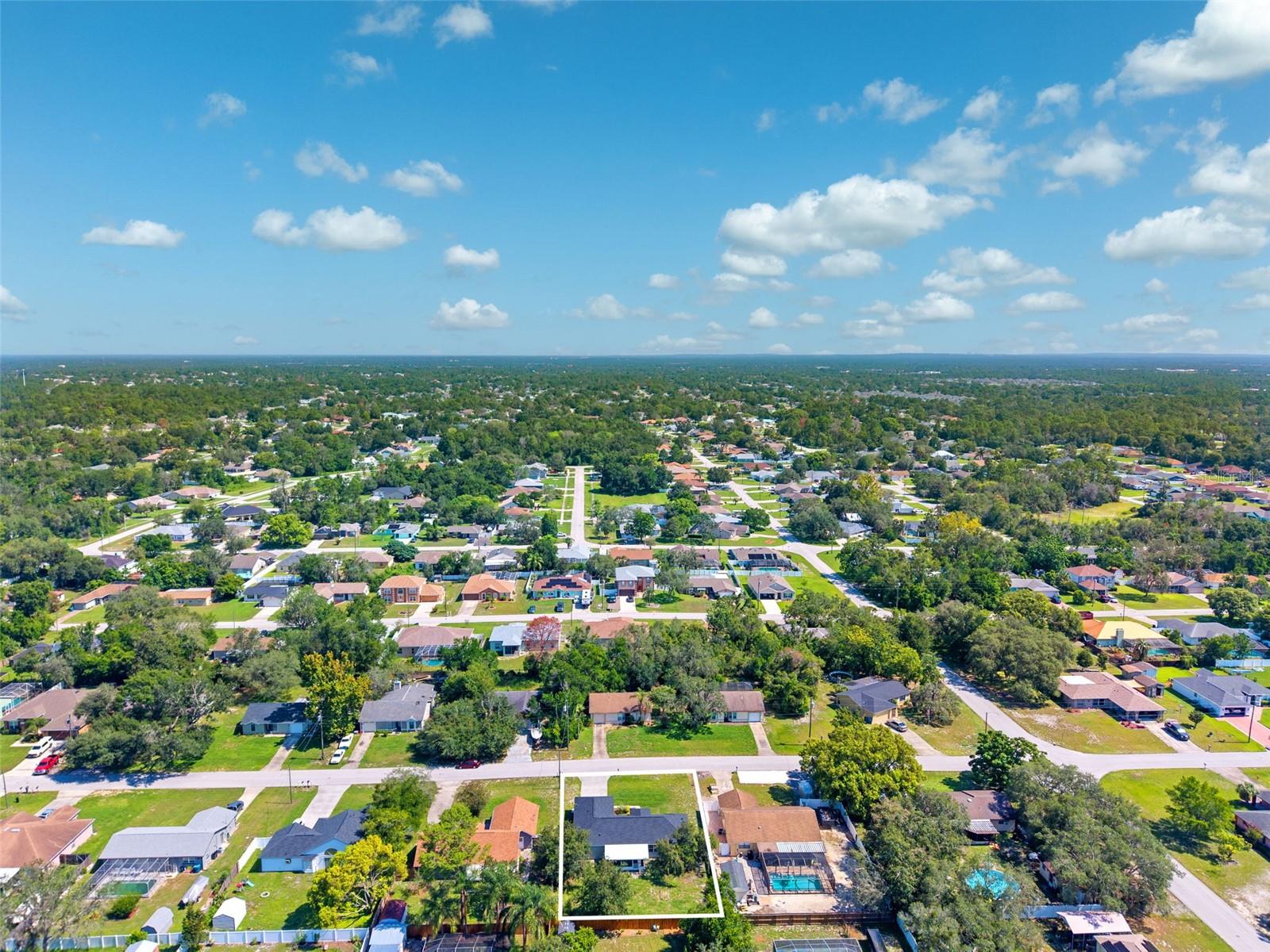 Listing photo id 34 for 13446 White Plains Street