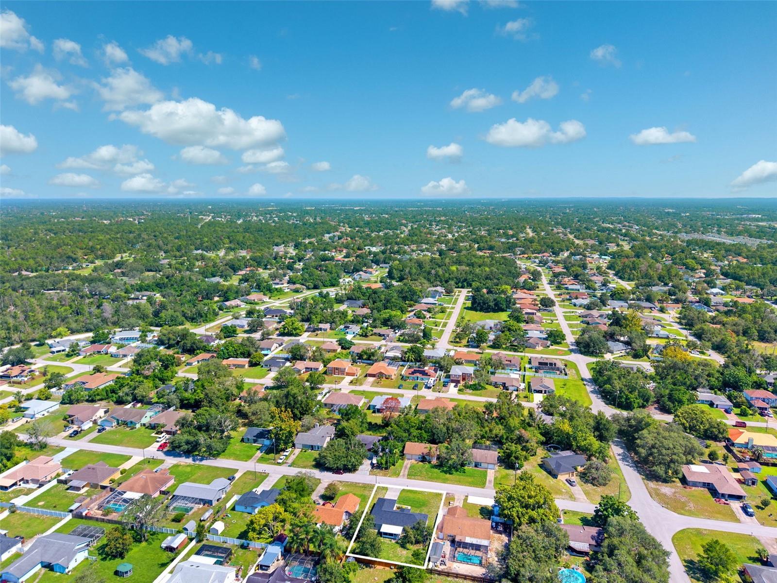 Listing photo id 35 for 13446 White Plains Street