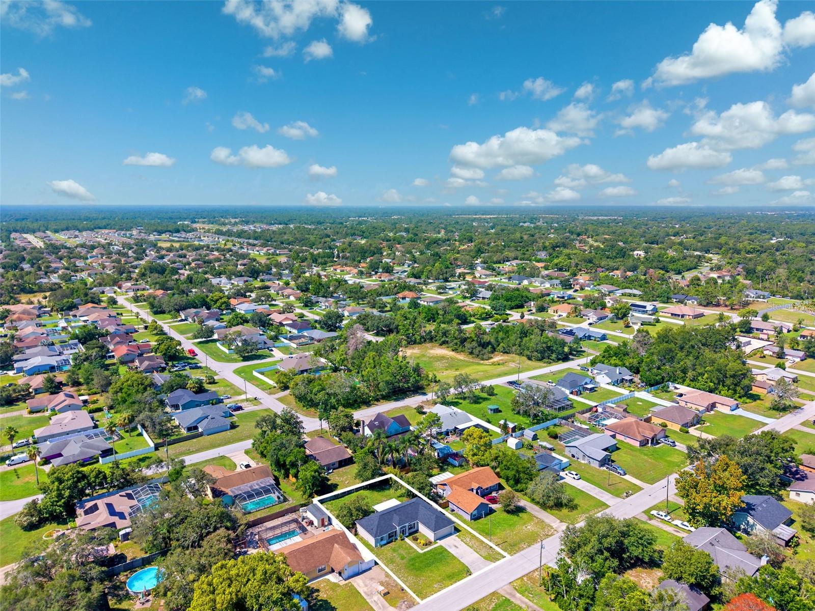 Listing photo id 36 for 13446 White Plains Street