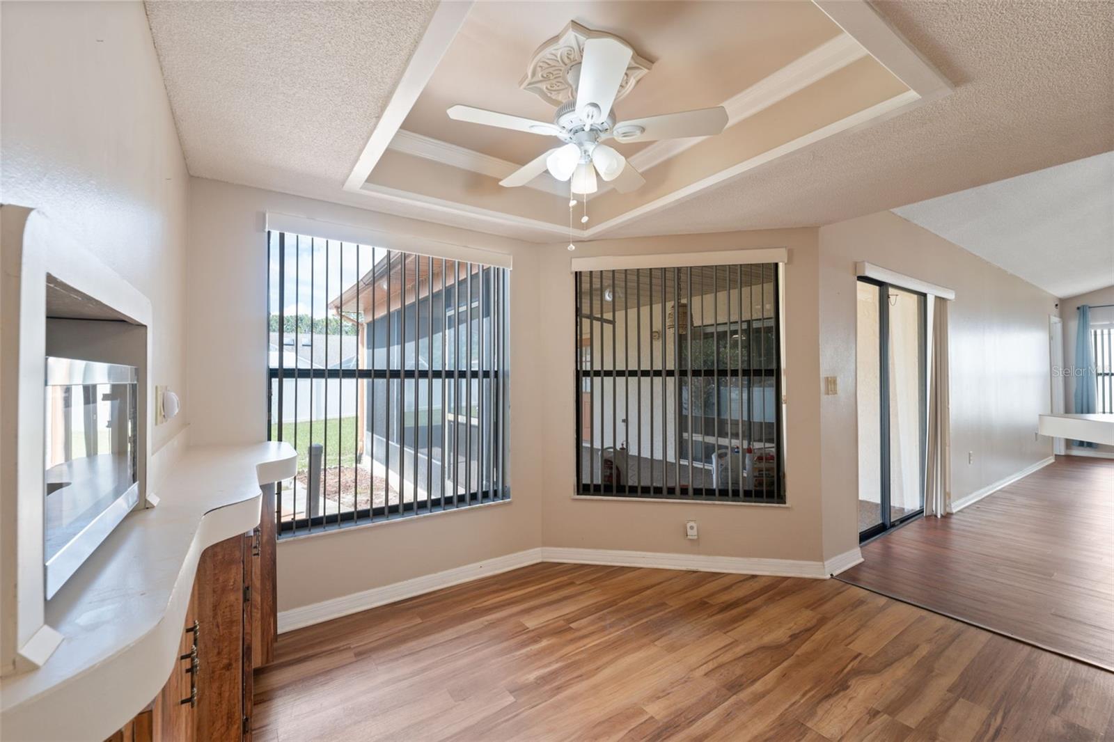 Image 11 of 35 For 12048 Cradock Street