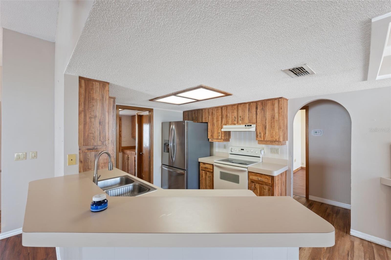 Image 12 of 35 For 12048 Cradock Street