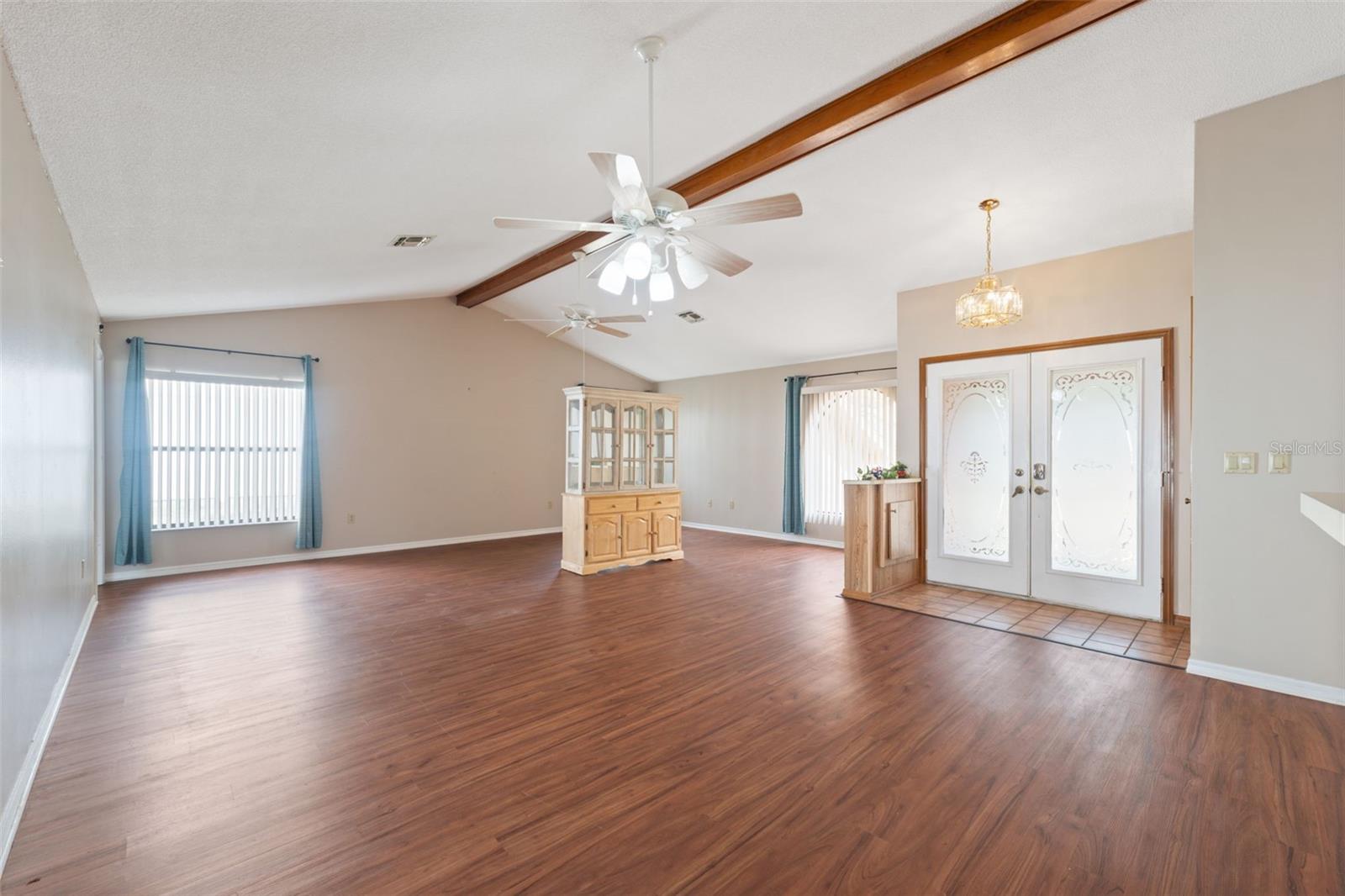 Image 7 of 35 For 12048 Cradock Street