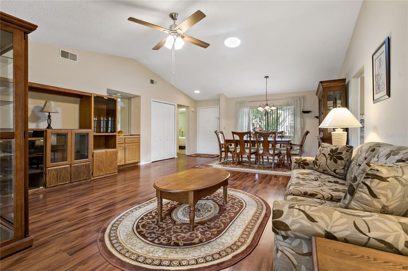 Image 10 of 48 For 7486 Heather Walk Drive