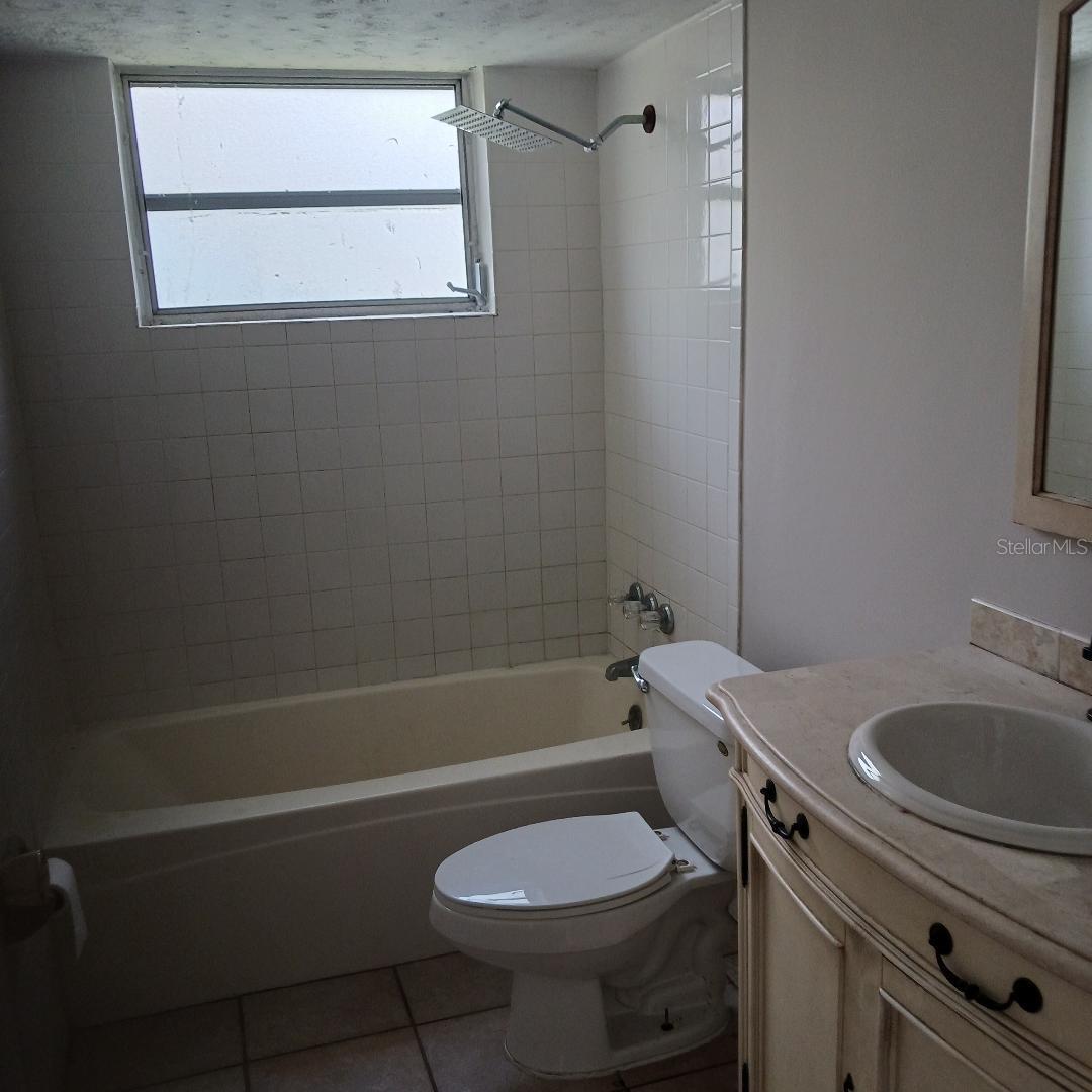 Image 2 of 15 For 3525 Springfield