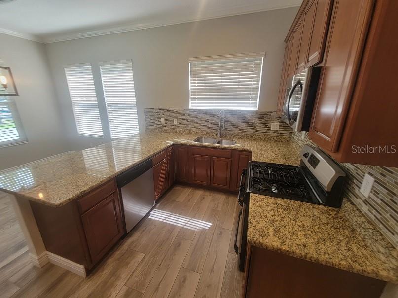 Image 11 of 29 For 3525 Pickerell Place