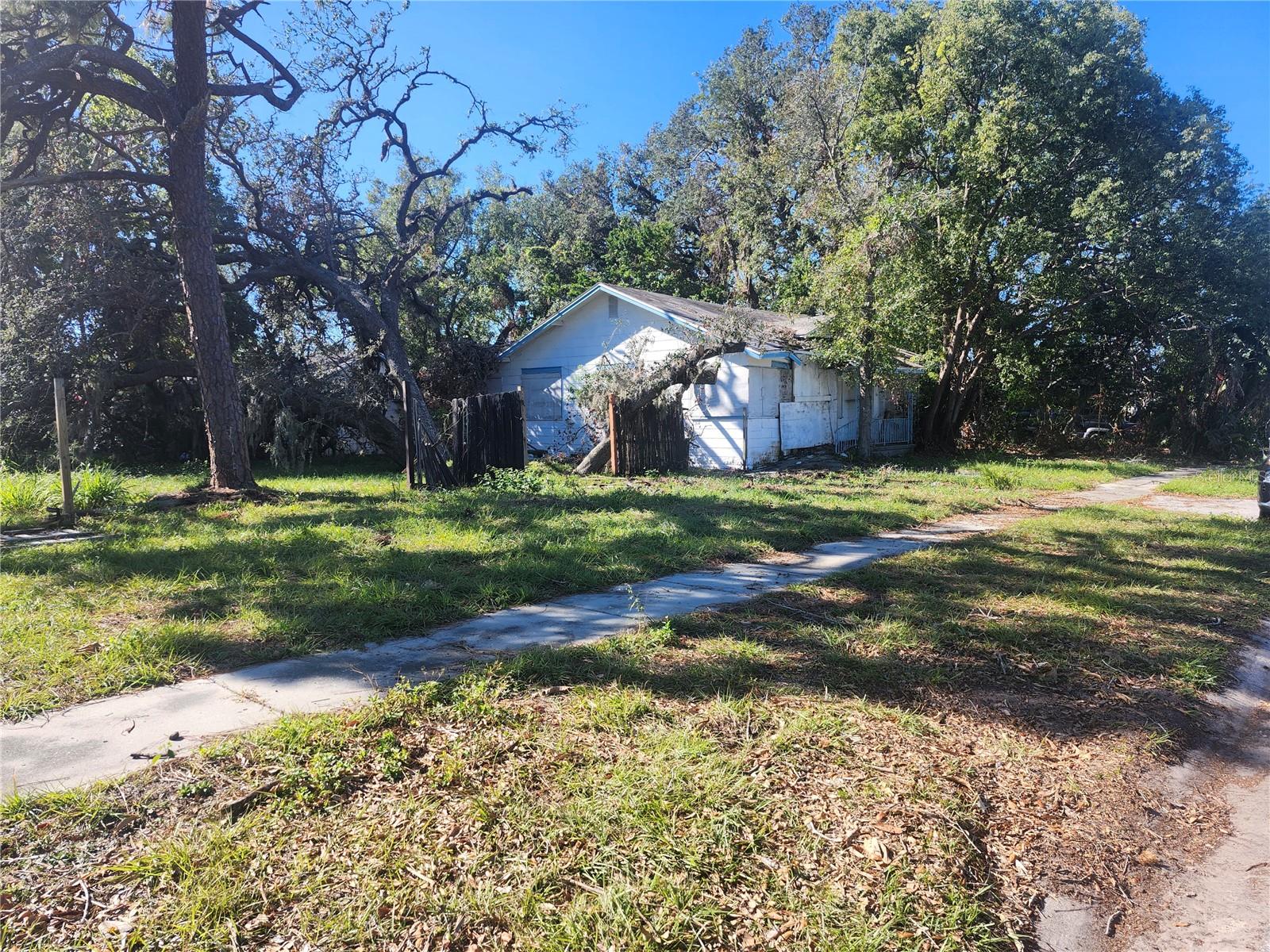 Image 2 of 28 For 4810 13th Avenue S
