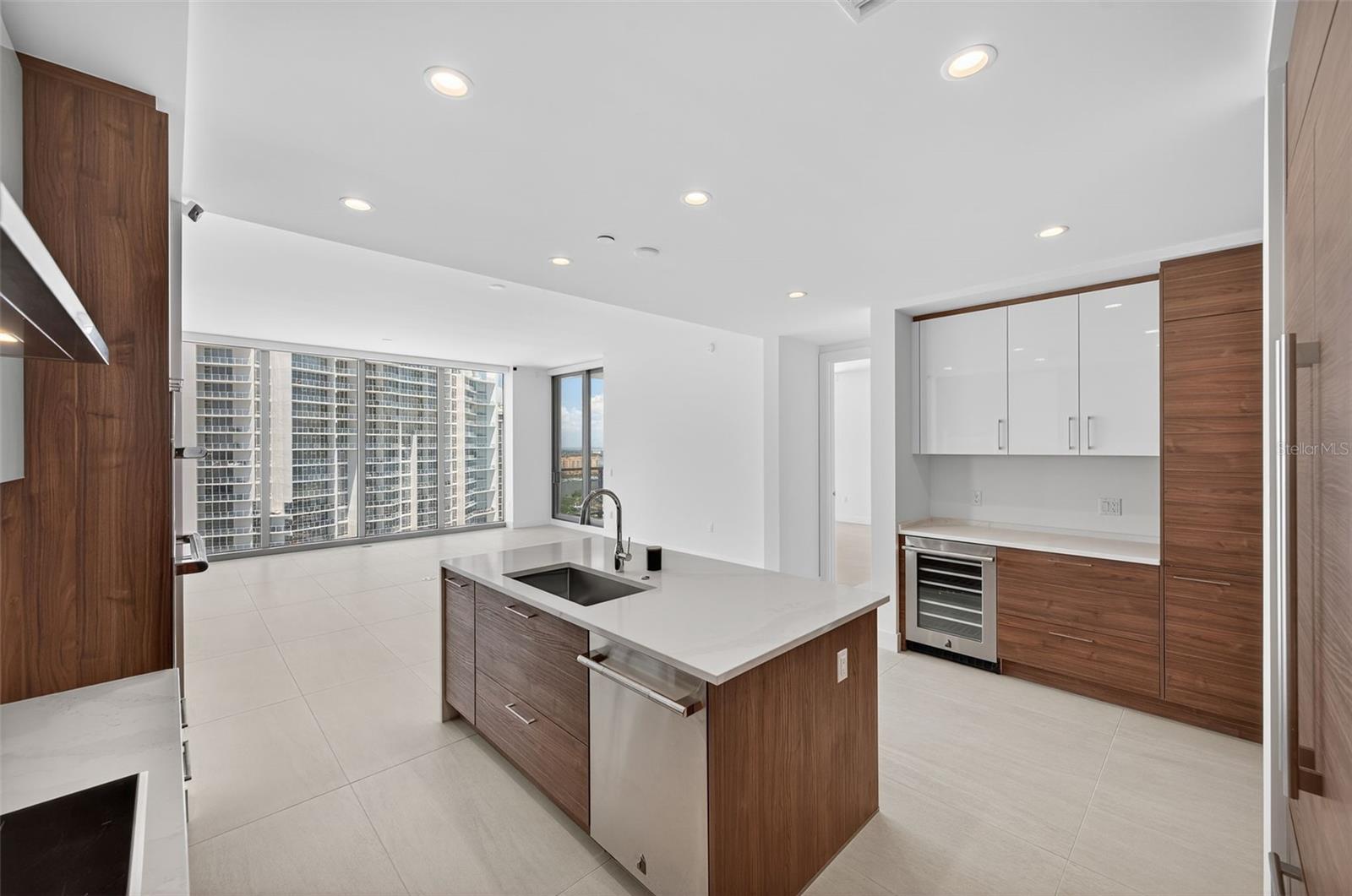 Image 15 of 62 For 301 1st Street S 2304