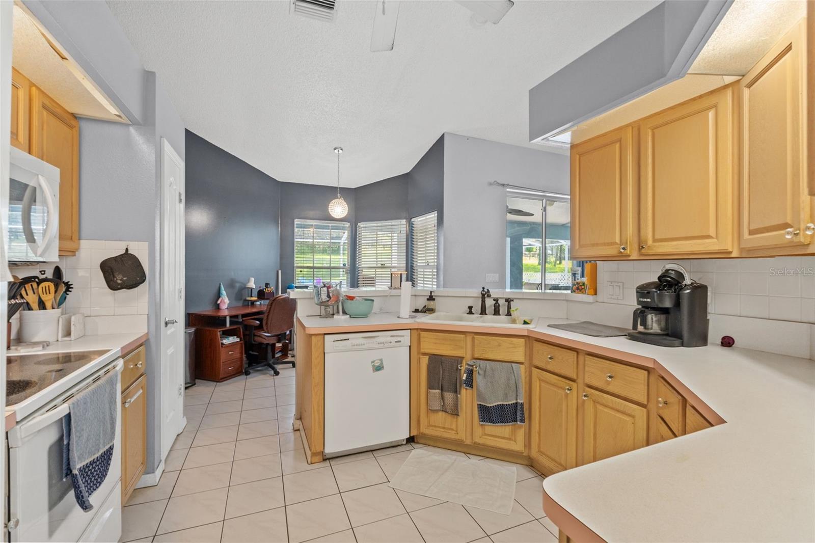 Image 9 of 30 For 13377 Elise Lane