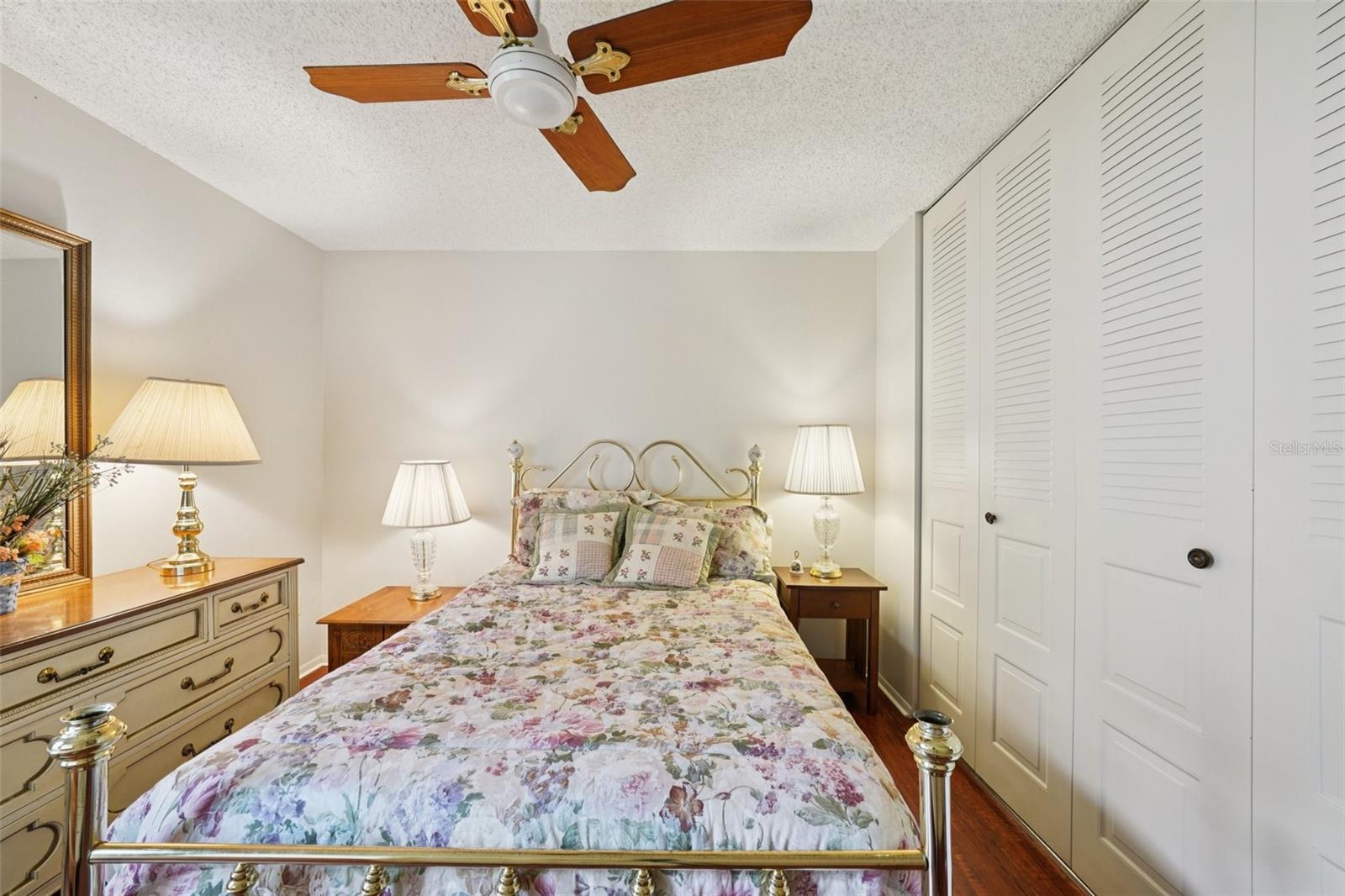 Listing photo id 19 for 10526 Mira Vista Drive