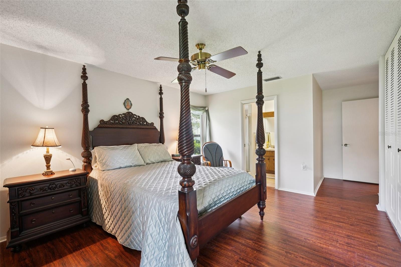 Listing photo id 24 for 10526 Mira Vista Drive