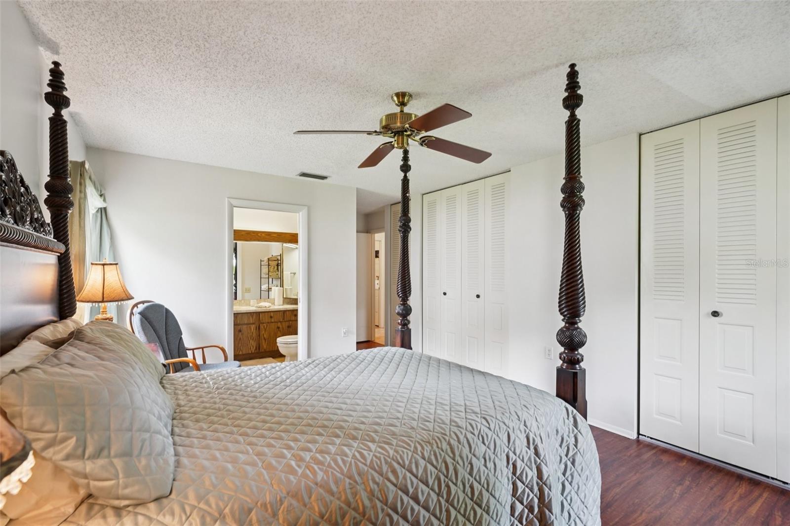 Listing photo id 25 for 10526 Mira Vista Drive
