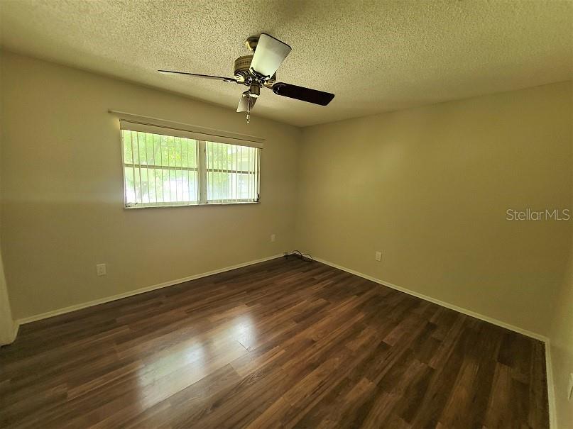 Image 10 of 21 For 5040 Essex Lane