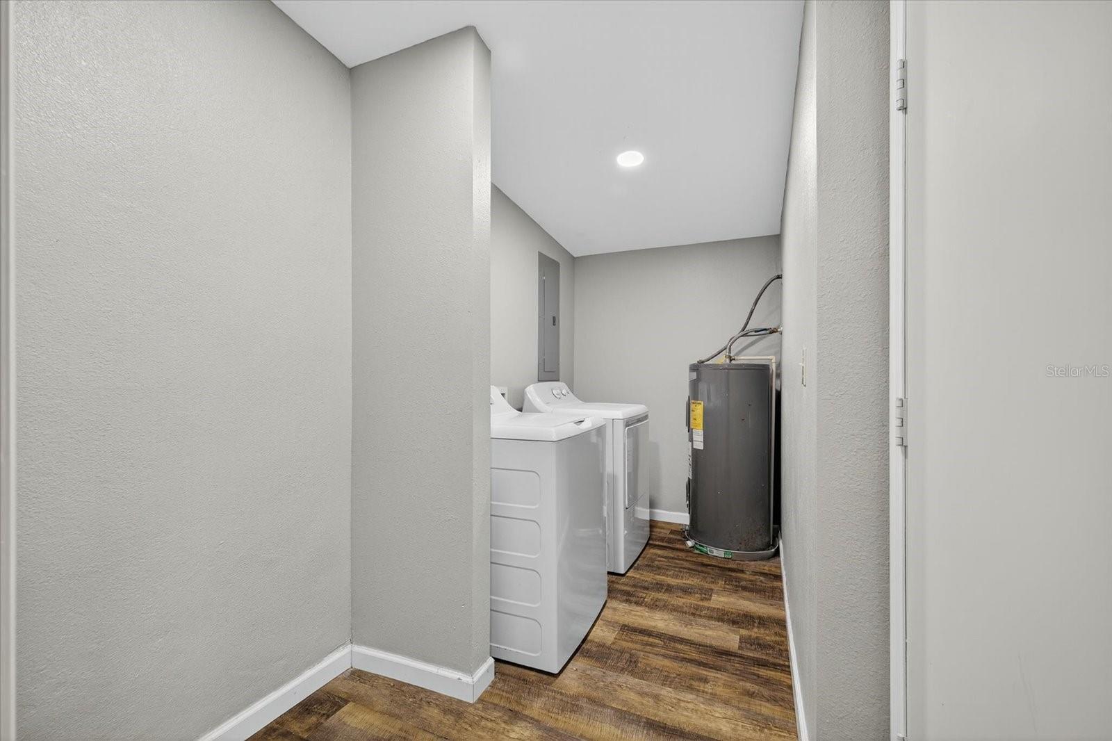 Image 23 of 36 For 5149 Tangelo Drive