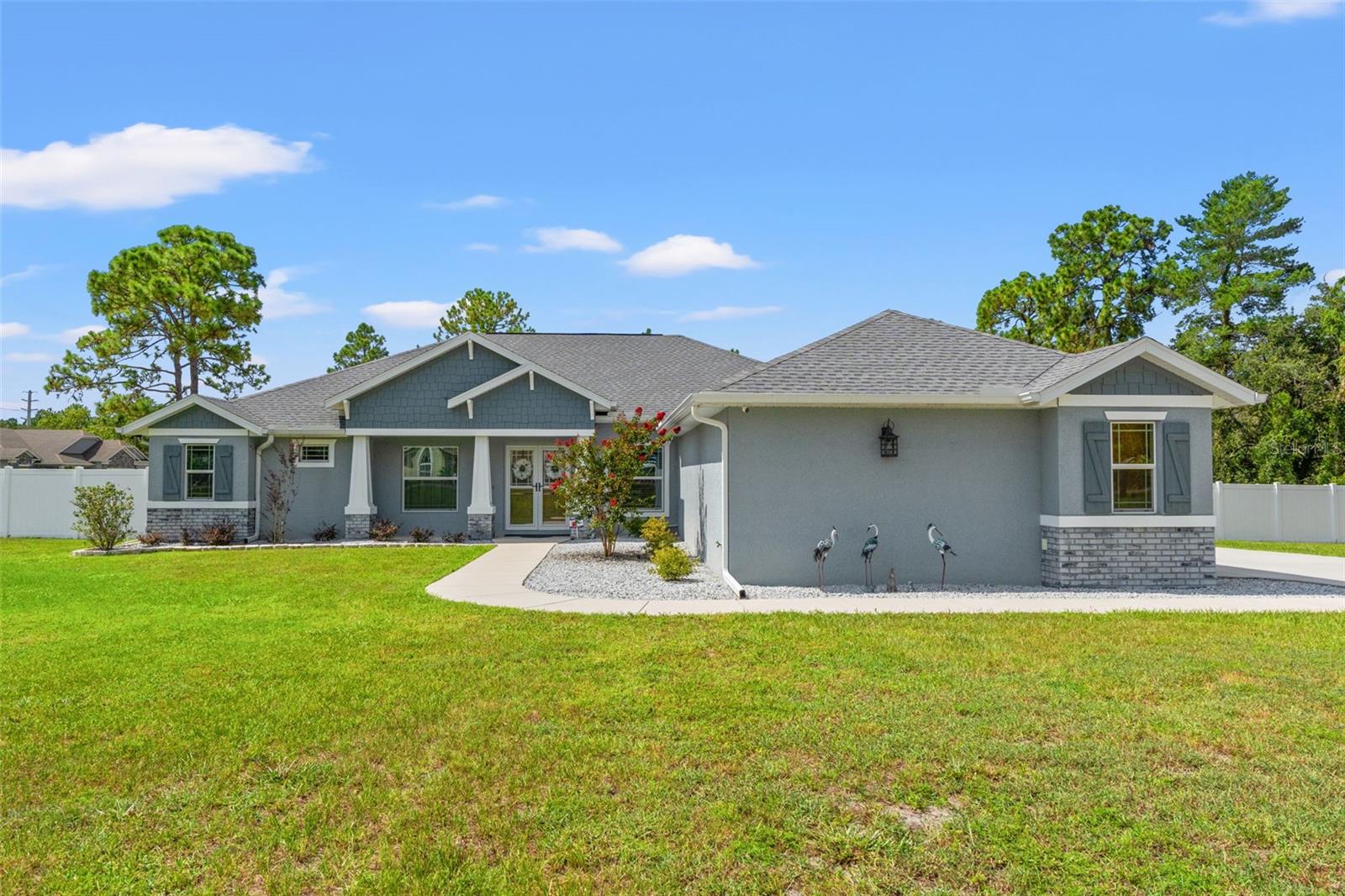 Listing photo id 1 for 11112 Flatwood Avenue