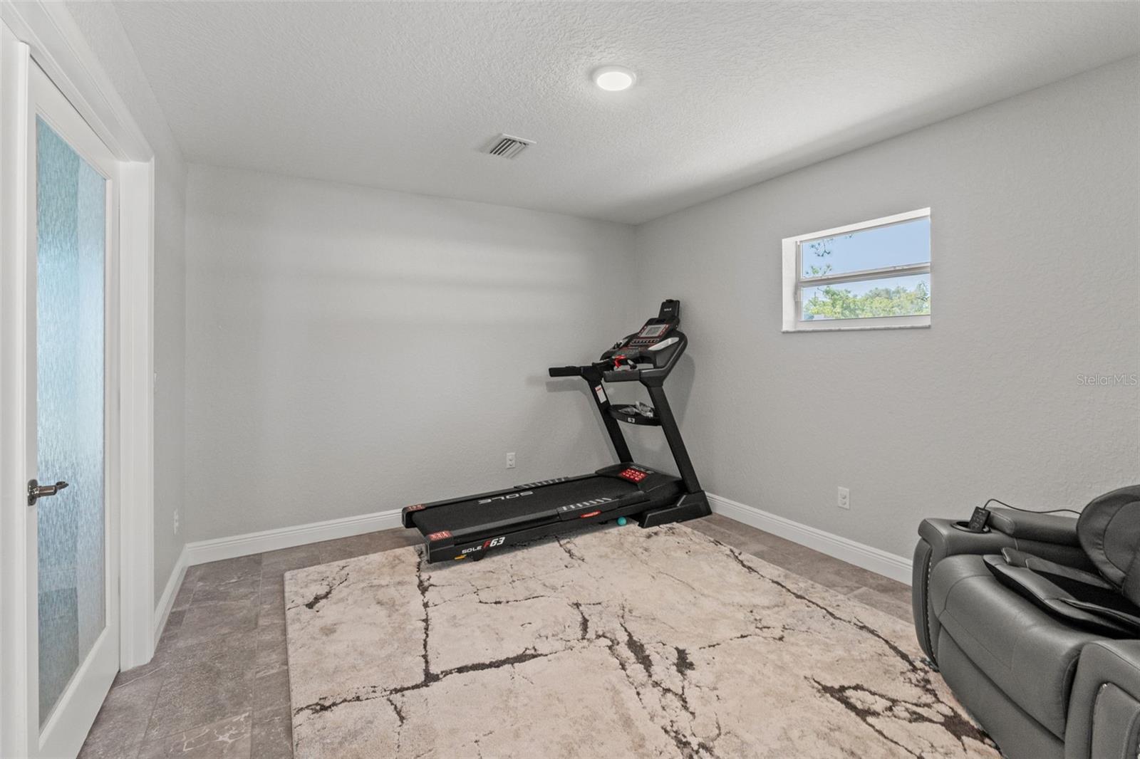 Listing photo id 29 for 11112 Flatwood Avenue