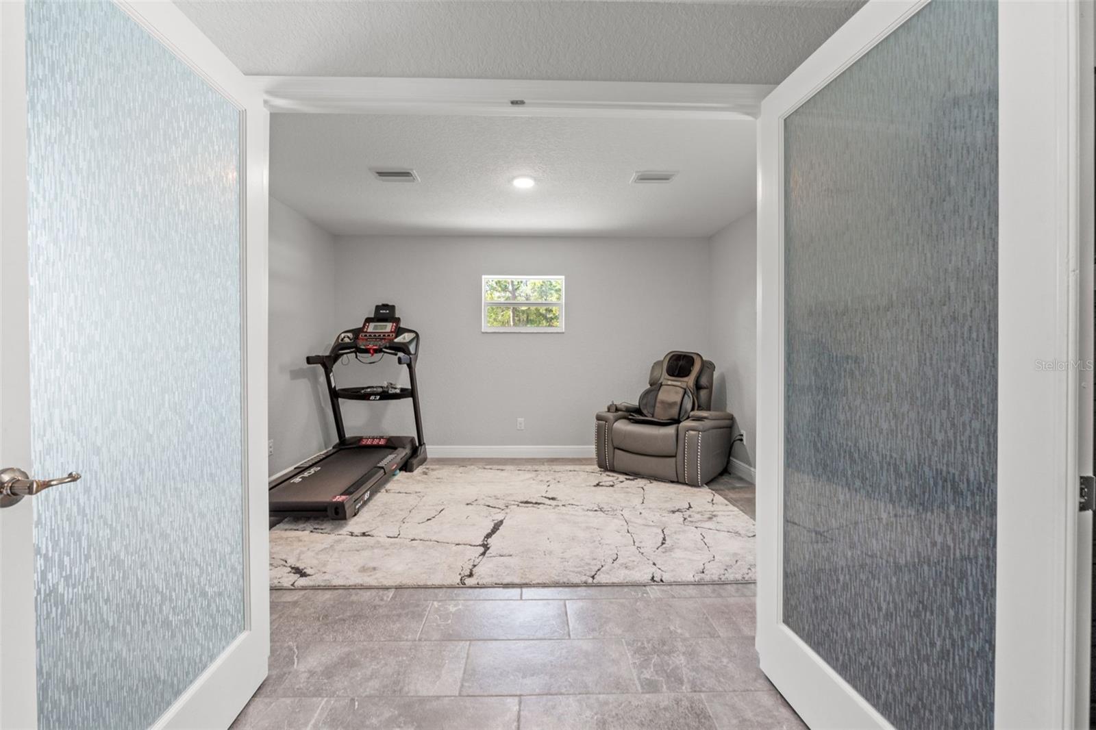 Listing photo id 30 for 11112 Flatwood Avenue