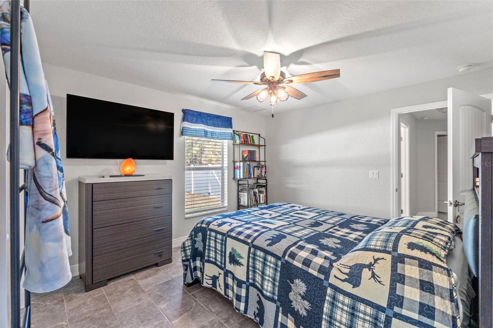 Listing photo id 32 for 11112 Flatwood Avenue