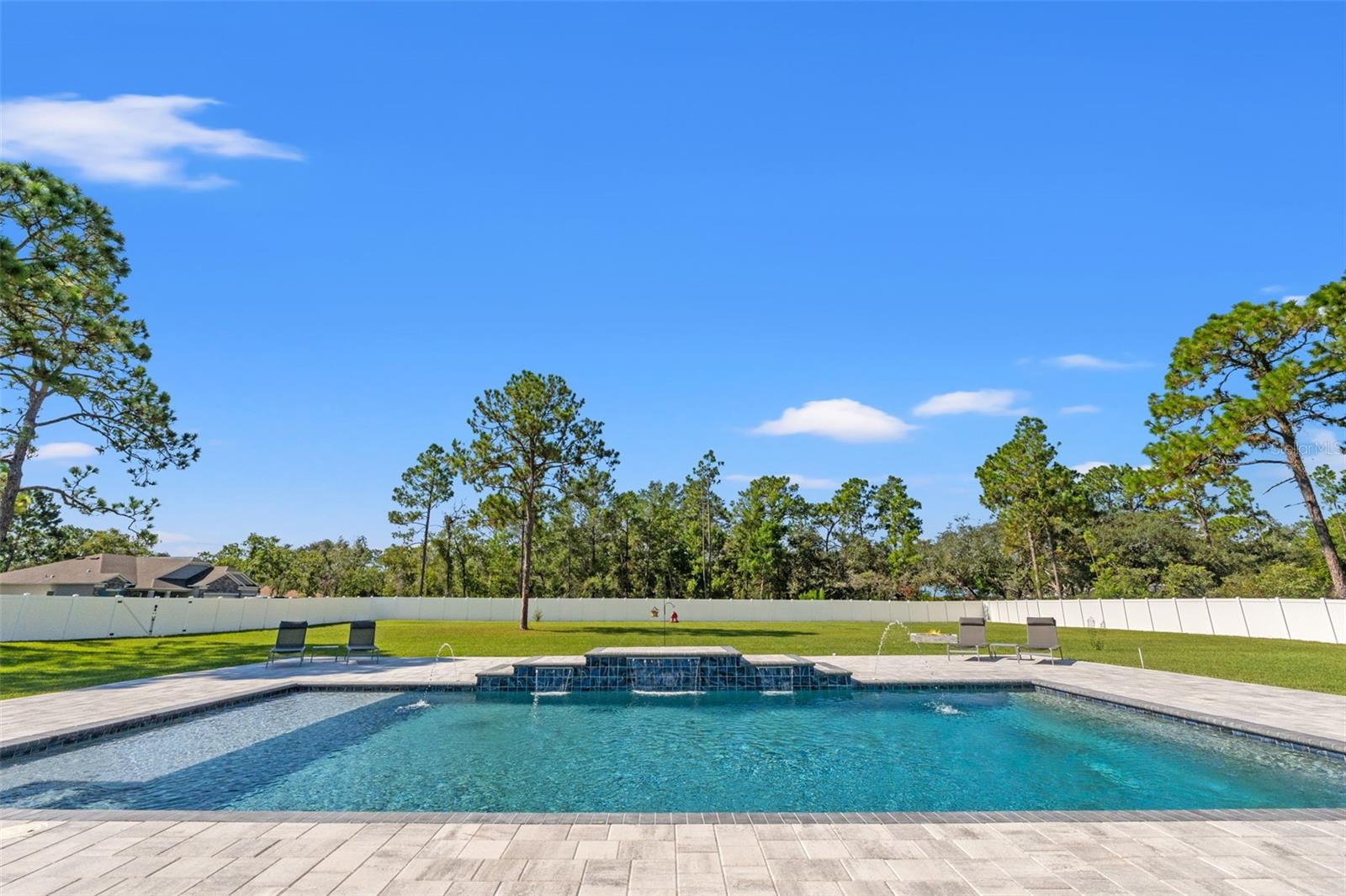 Listing photo id 40 for 11112 Flatwood Avenue