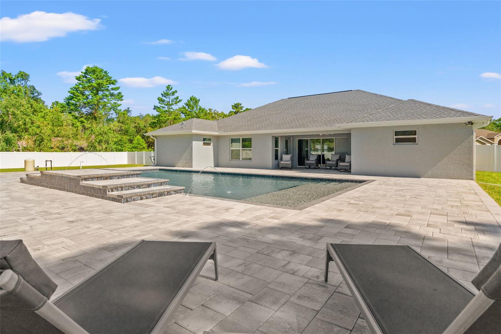 Listing photo id 46 for 11112 Flatwood Avenue