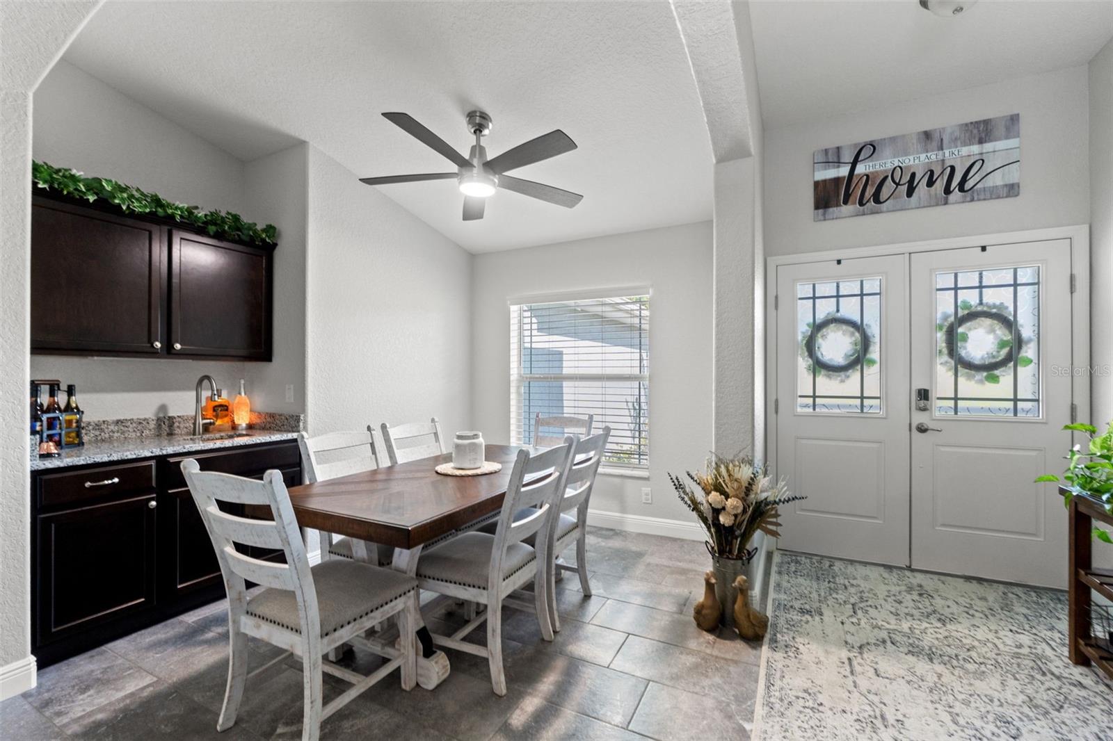 Listing photo id 5 for 11112 Flatwood Avenue