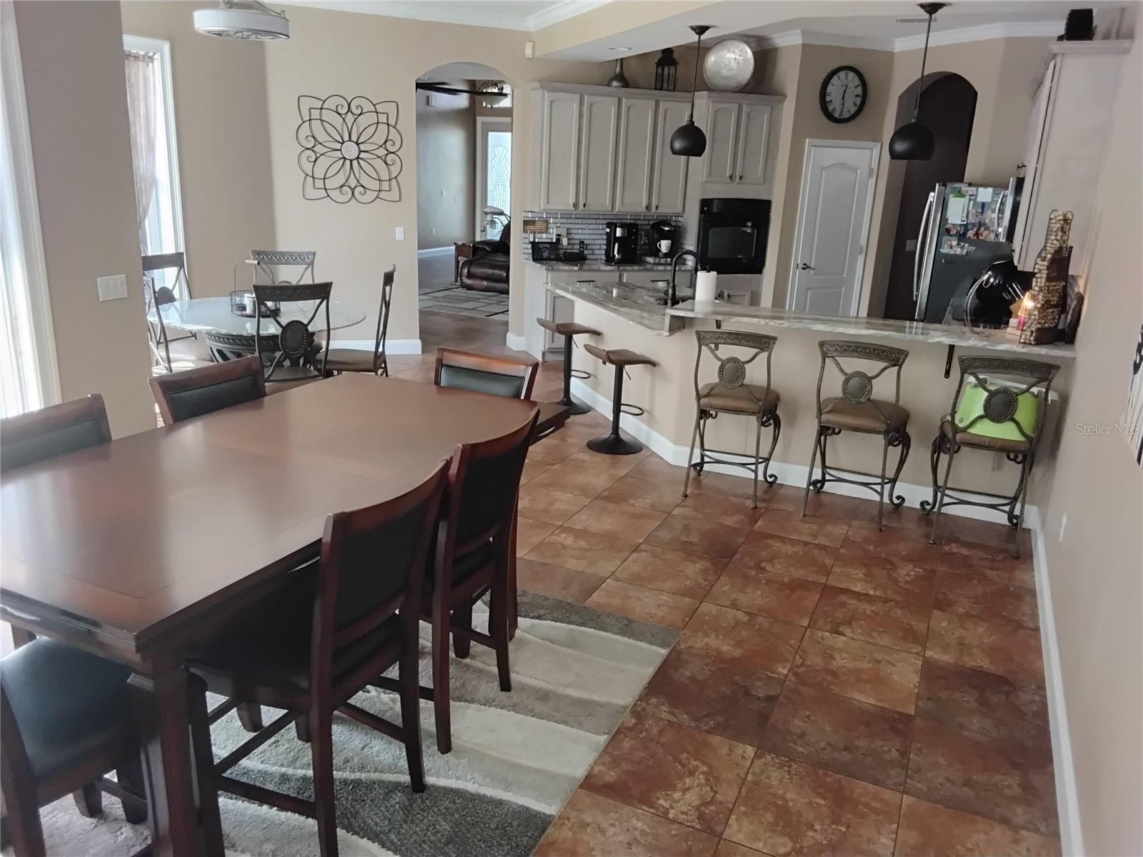 Listing photo id 9 for 2640 Wood Pointe Drive
