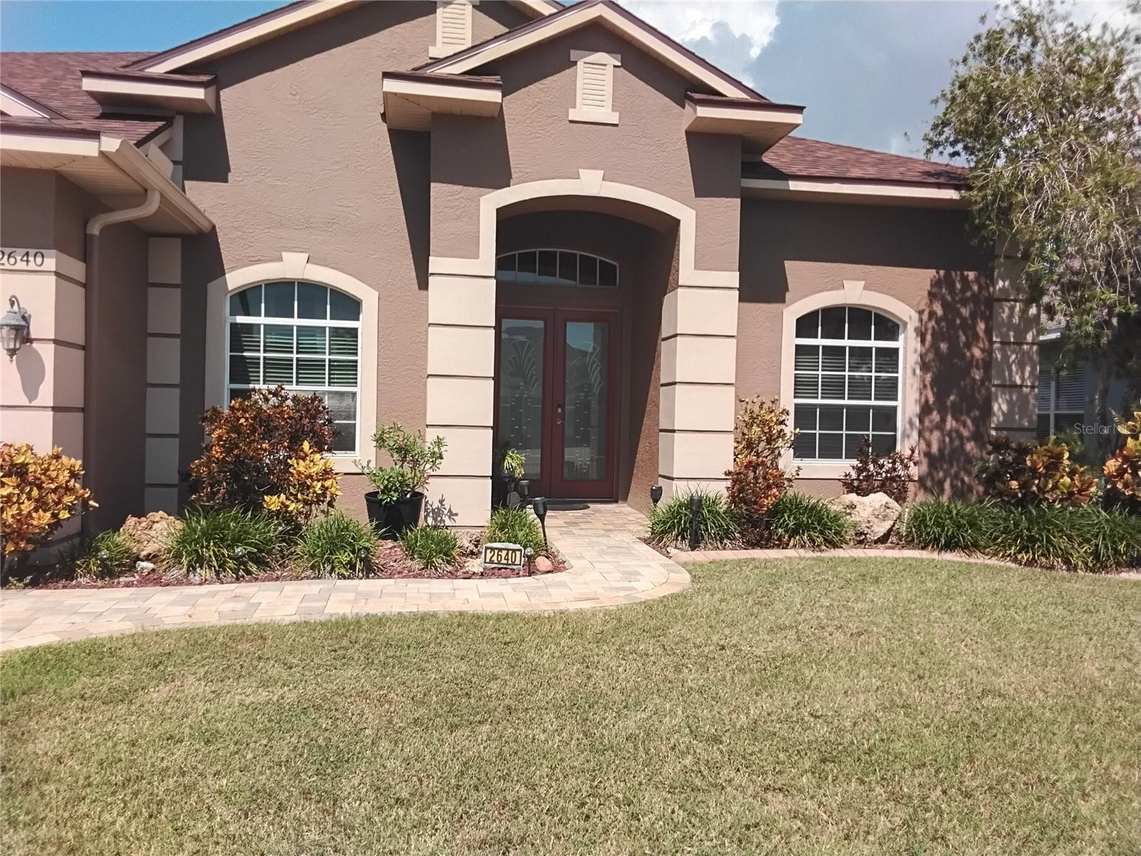Listing photo id 1 for 2640 Wood Pointe Drive
