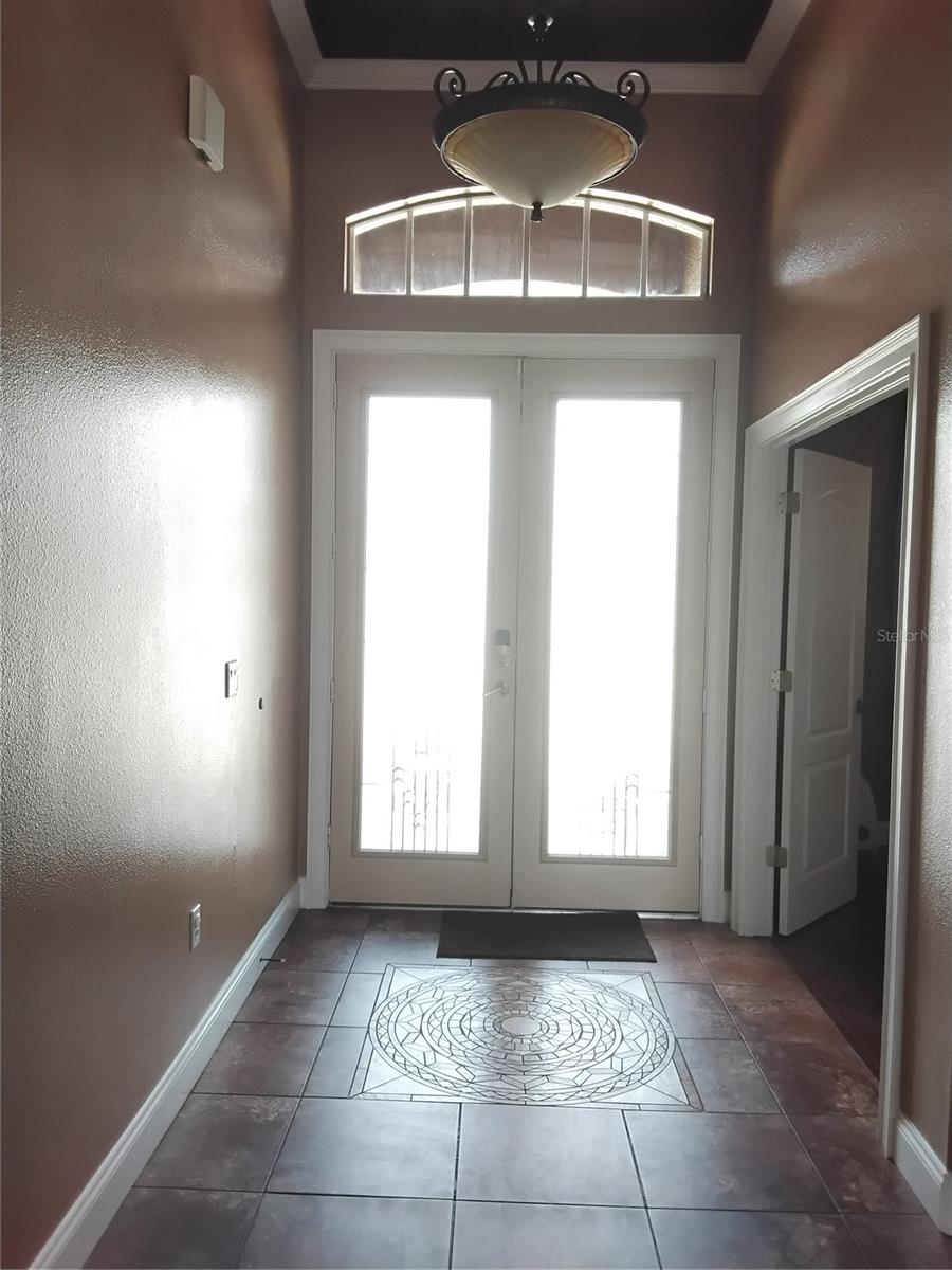 Listing photo id 2 for 2640 Wood Pointe Drive