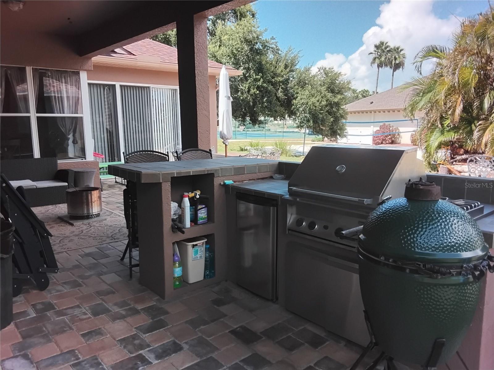 Listing photo id 49 for 2640 Wood Pointe Drive
