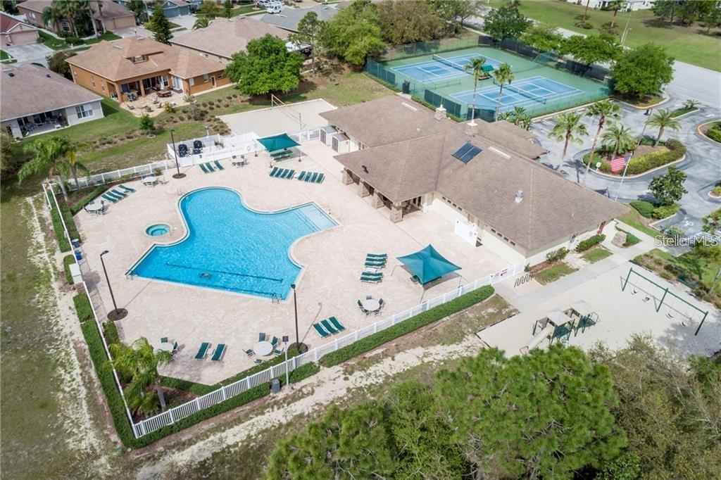 Listing photo id 55 for 2640 Wood Pointe Drive