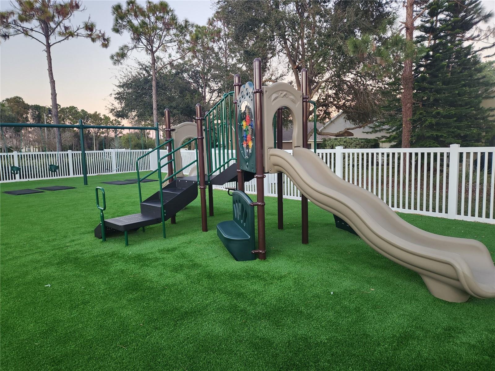 Listing photo id 64 for 2640 Wood Pointe Drive