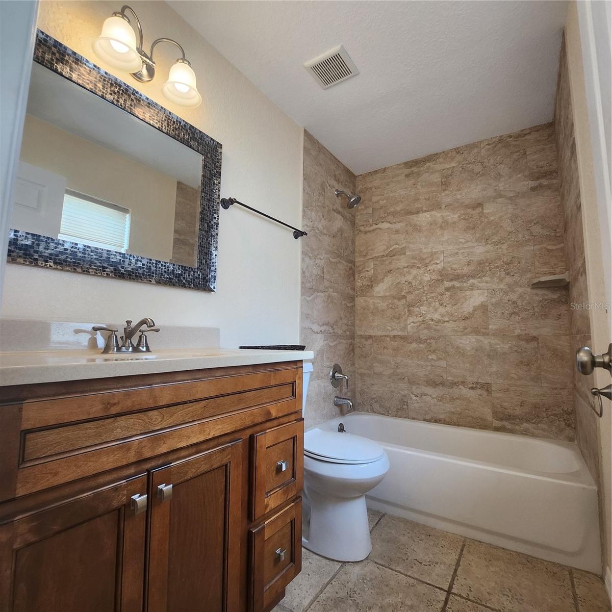 Image 11 of 14 For 6336 Bonaire Avenue