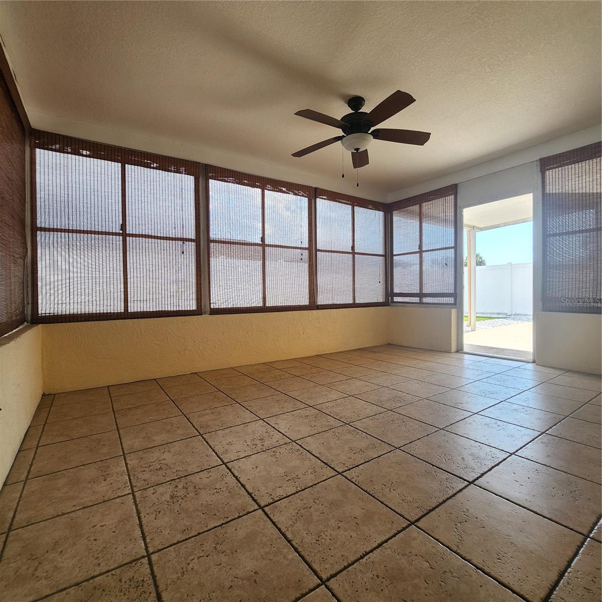 Image 13 of 14 For 6336 Bonaire Avenue