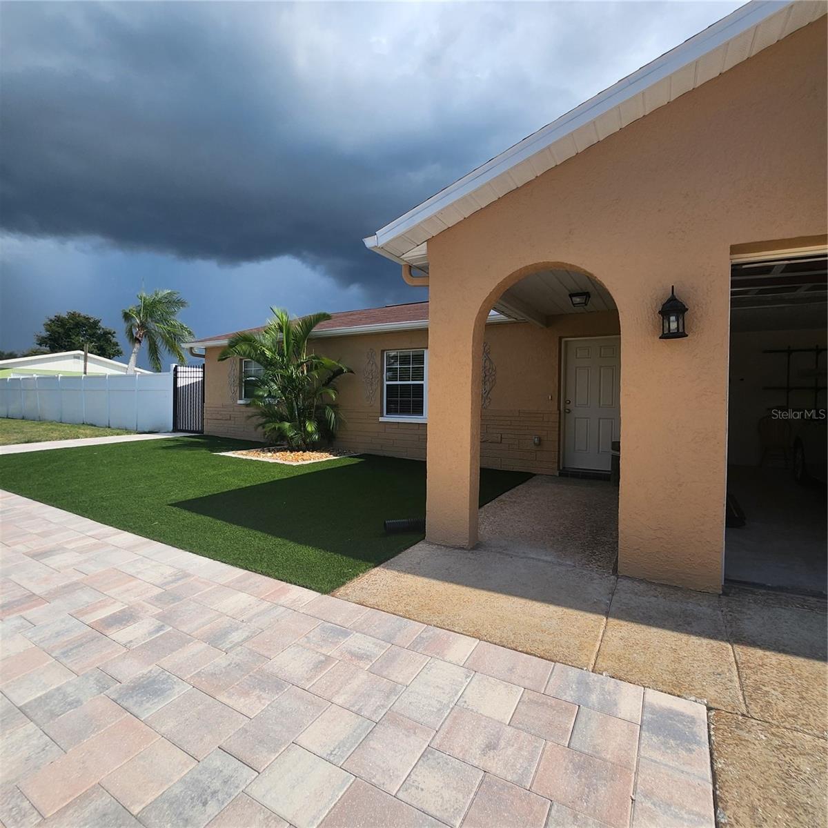 Image 2 of 14 For 6336 Bonaire Avenue