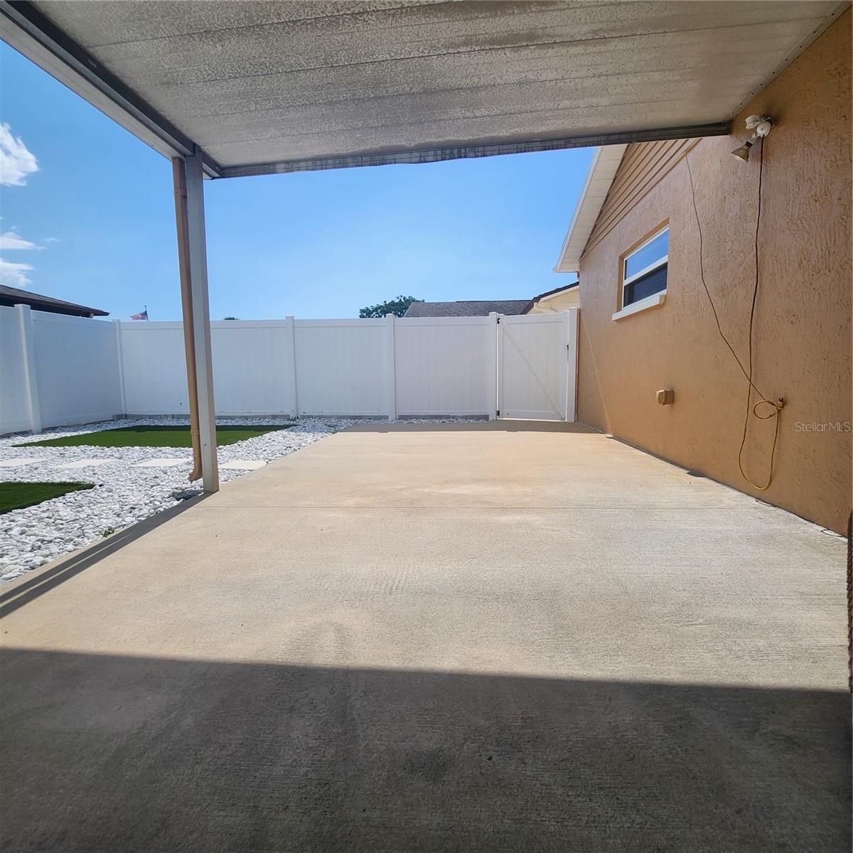 Image 3 of 14 For 6336 Bonaire Avenue