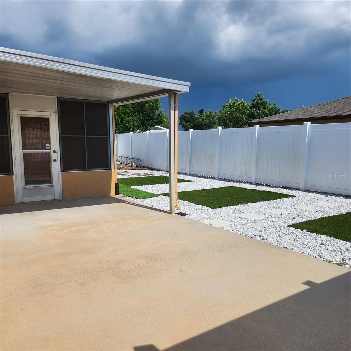 Image 4 of 14 For 6336 Bonaire Avenue
