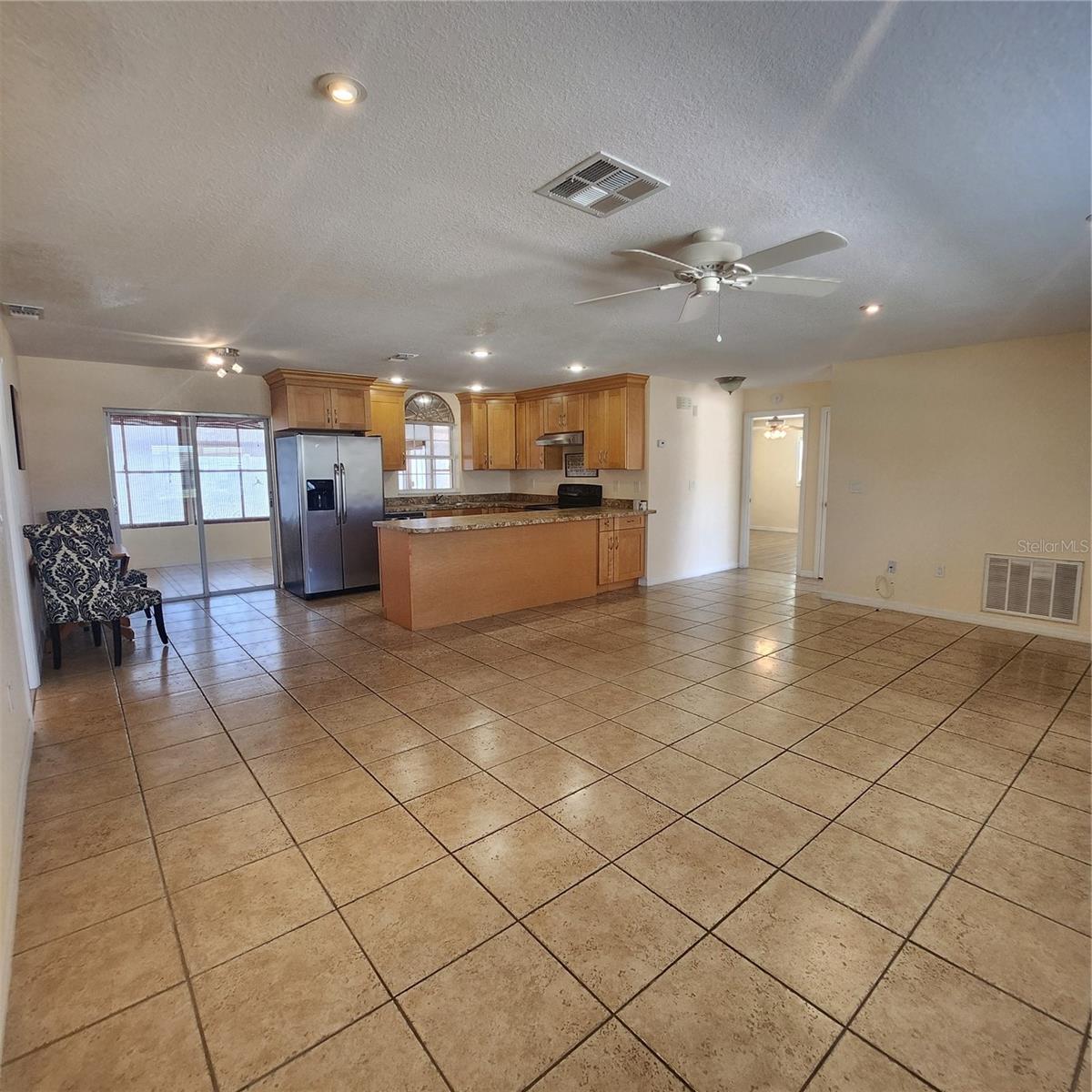 Image 6 of 14 For 6336 Bonaire Avenue