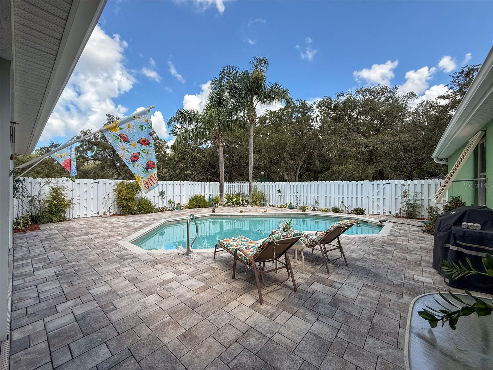 Image 36 of 37 For 18507 Montour Drive