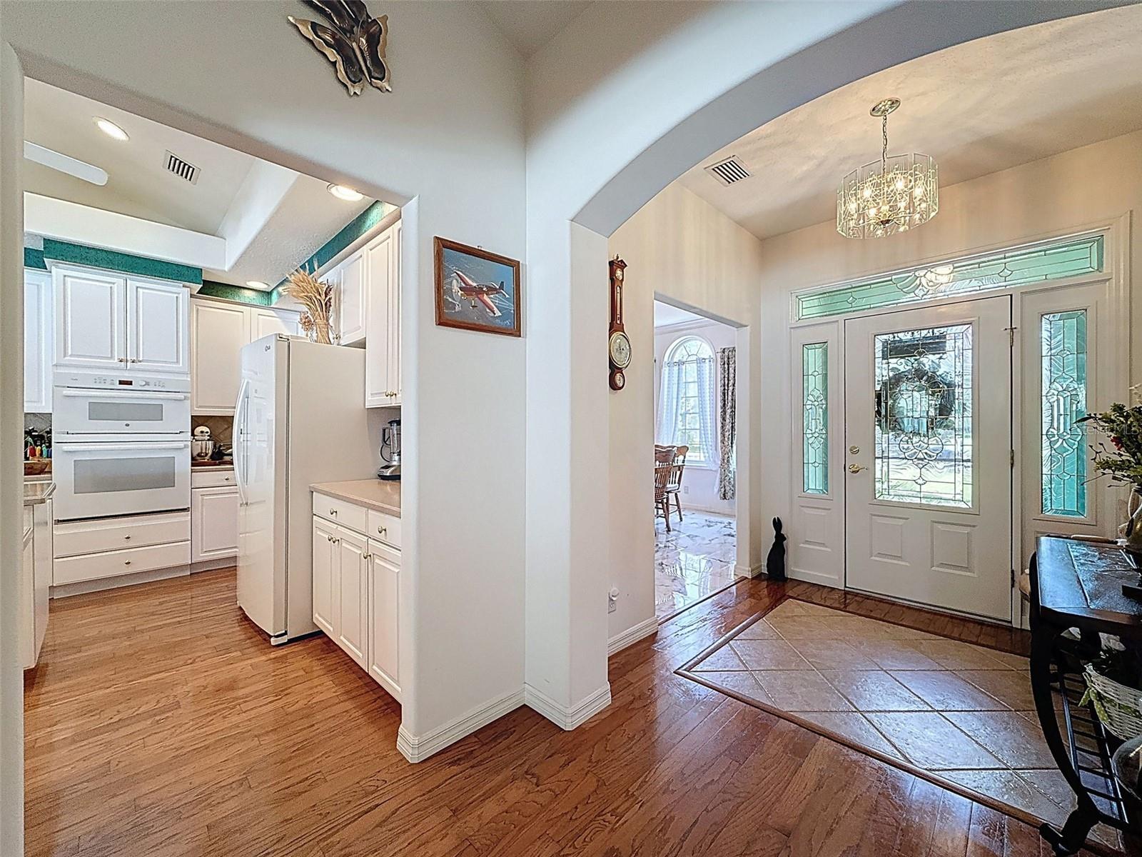 Image 5 of 37 For 18507 Montour Drive