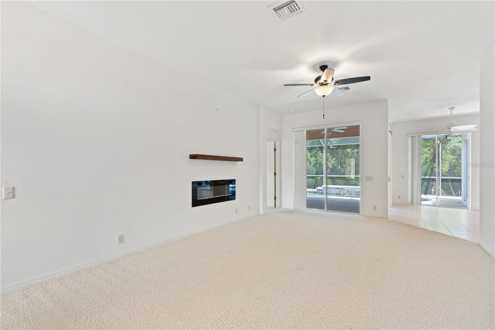 Image 10 of 71 For 3870 Whistlewood Circle