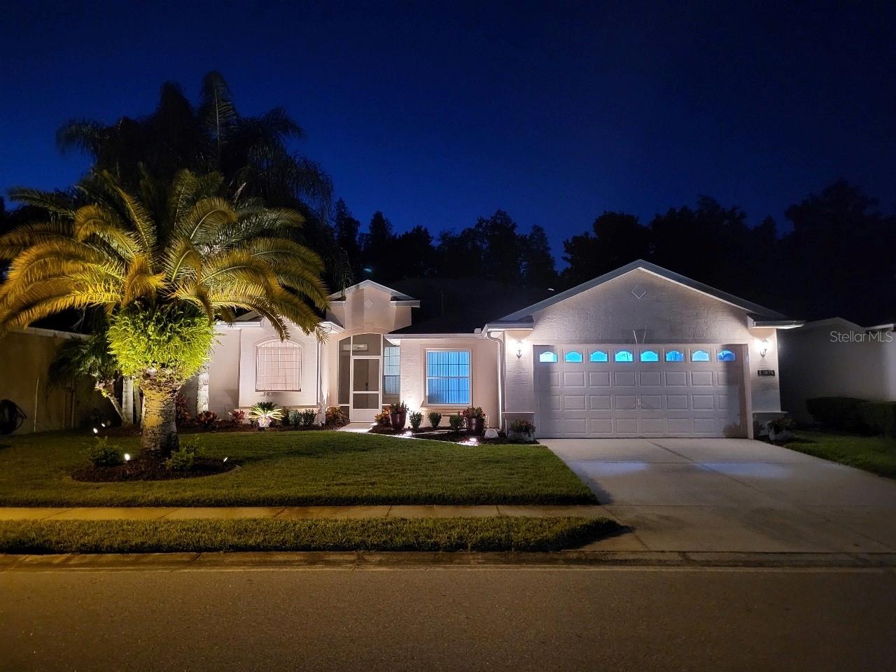 Image 2 of 71 For 3870 Whistlewood Circle