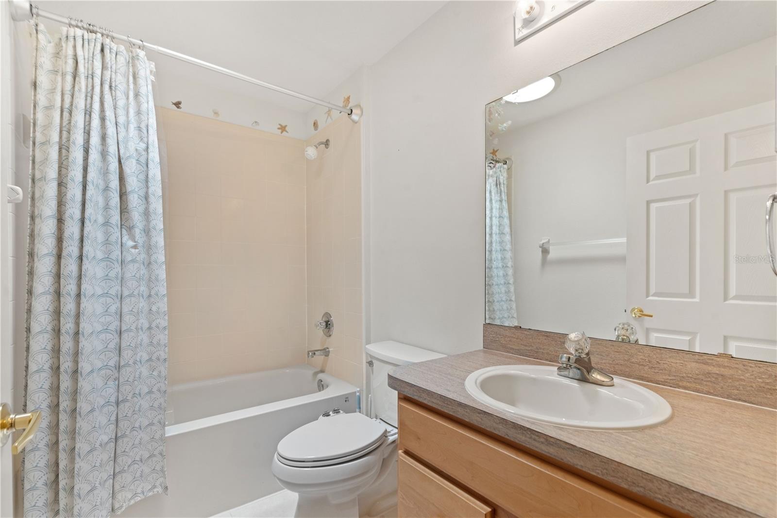 Image 31 of 71 For 3870 Whistlewood Circle
