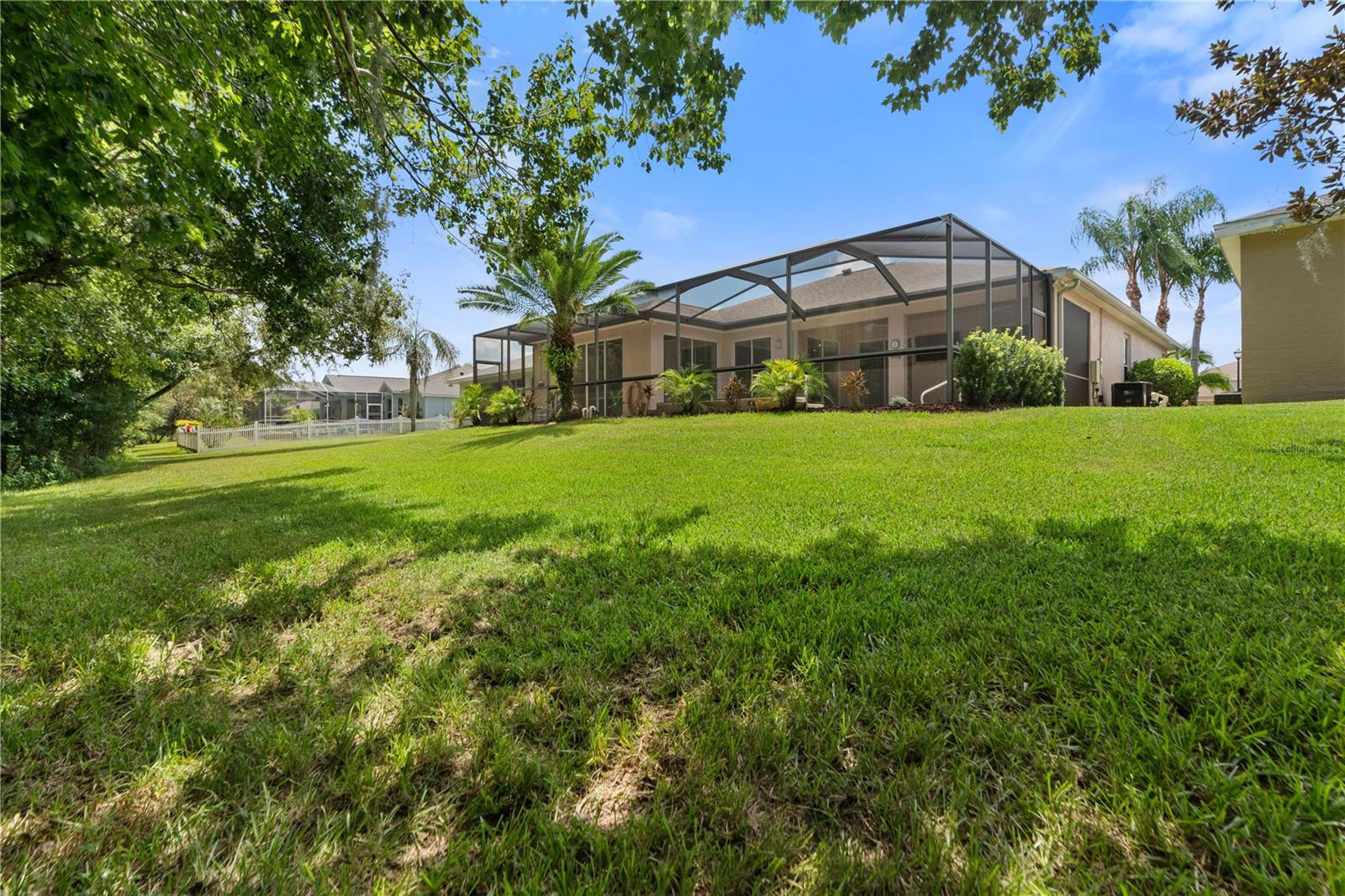 Image 49 of 71 For 3870 Whistlewood Circle