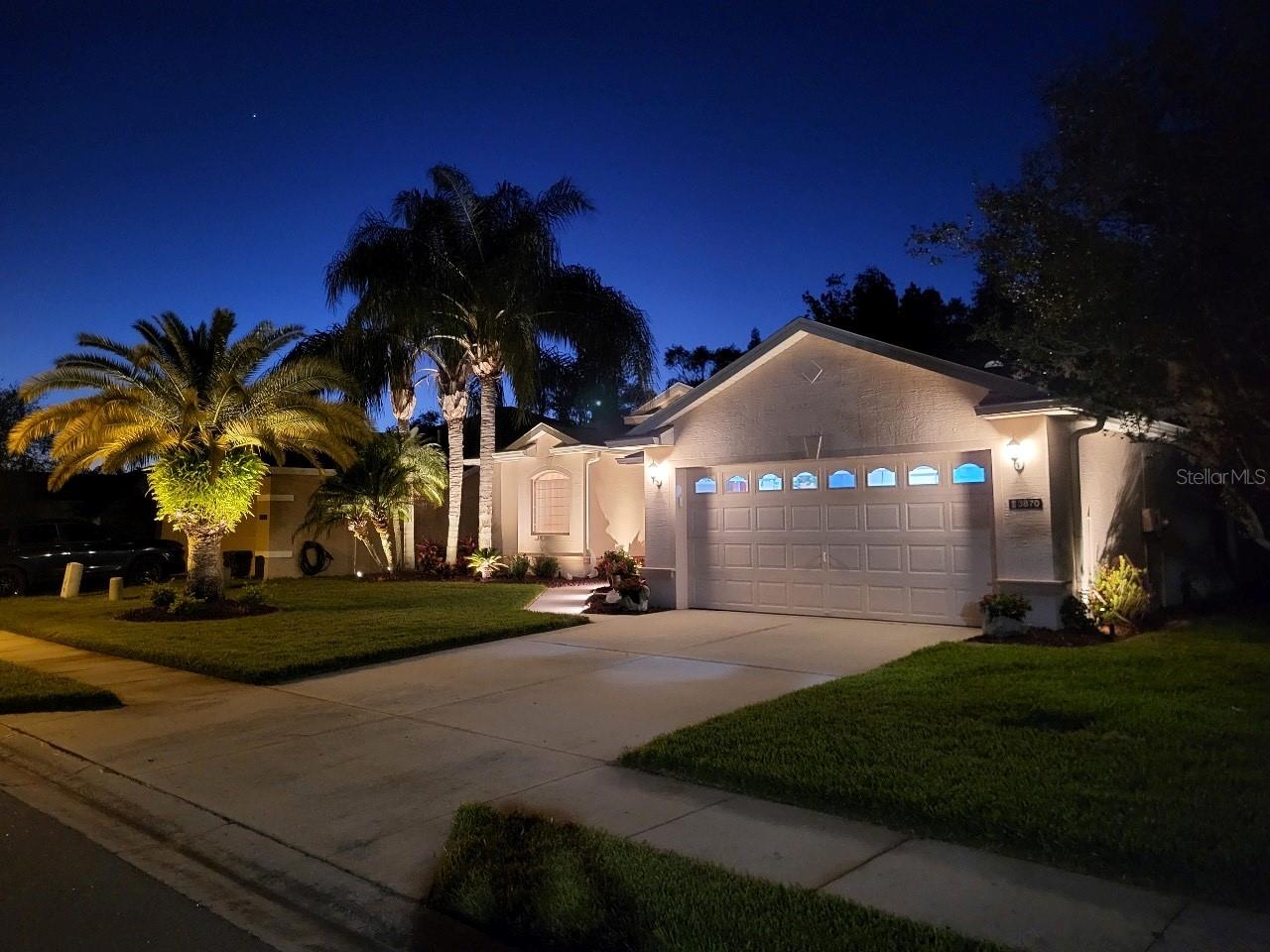 Image 5 of 71 For 3870 Whistlewood Circle